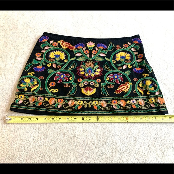 *🔥HP🔥* ZARA embroidered skirt, M - Picture 13 of 14
